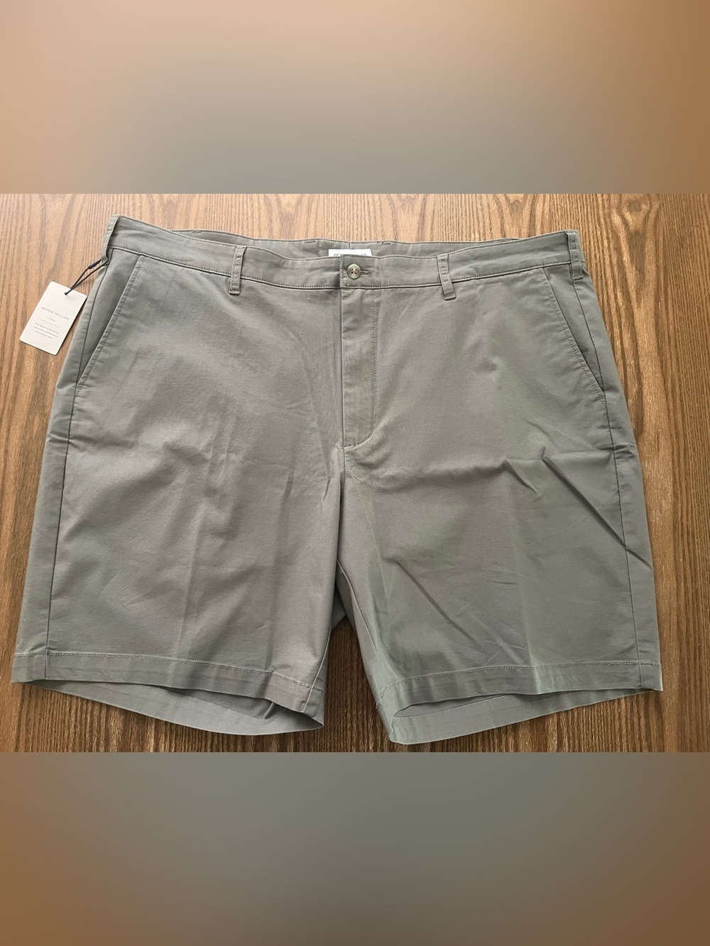 Peter Millar Light Gray Flat-Front Men's Crown Comfort Shorts size 42